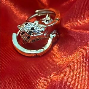 Elegant gold Panther Earrings